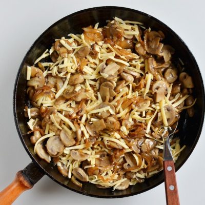 Gruyere, Mushroom & Caramelized Onion Bites recipe - step 7