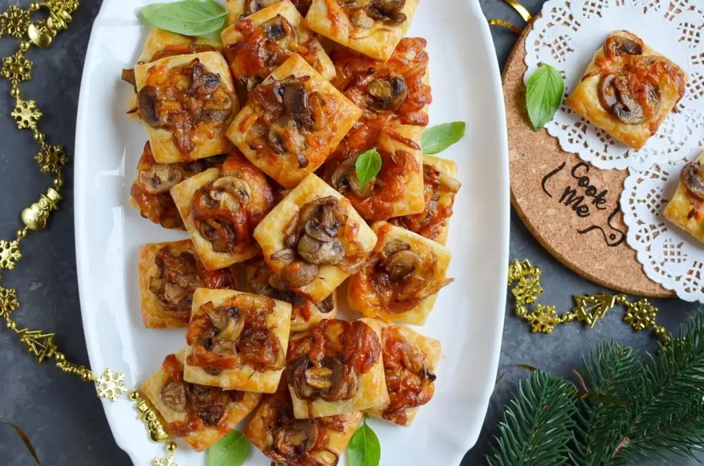 Gruyere, Mushroom & Caramelized Onion Bites