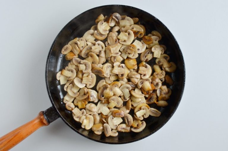 Step 1 - Gruyere, Mushroom & Caramelized Onion Bites