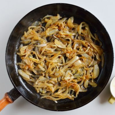 Gruyere, Mushroom & Caramelized Onion Bites recipe - step 4