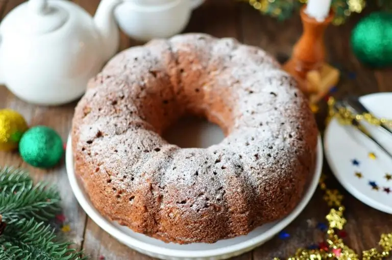 Step 9 - Holiday Apple Spiced Bundt Cake