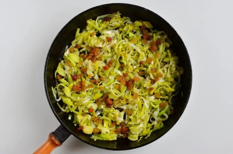 Step 3 - Leek, Green Olive and Sultana Pissaladière