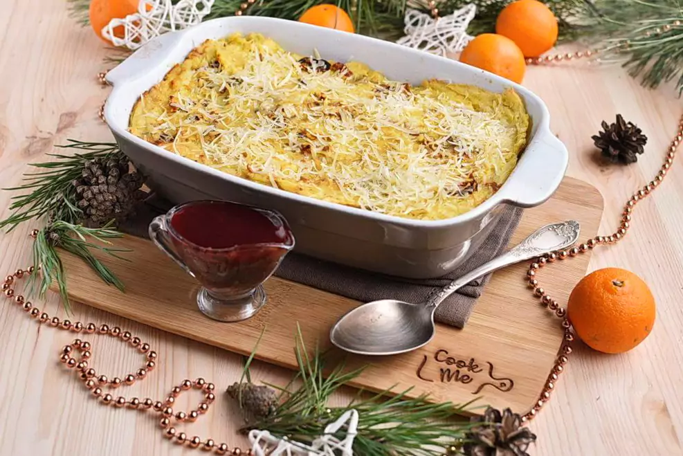 Loaded Mashed Potato Casserole with Bacon