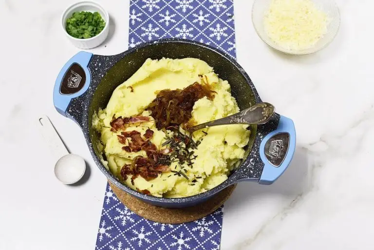 Step 5 - Loaded Mashed Potato Casserole with Bacon