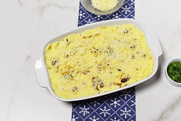 Step 7 - Loaded Mashed Potato Casserole with Bacon