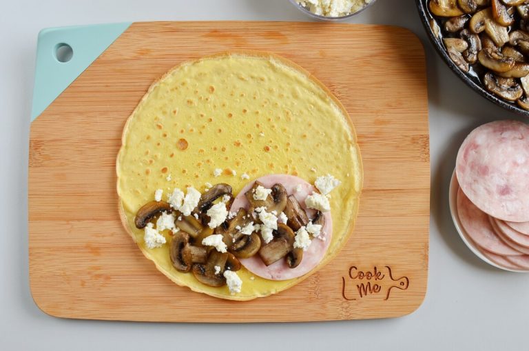 Step 7 - Mushroom Ham and Goat’s Cheese Pancakes
