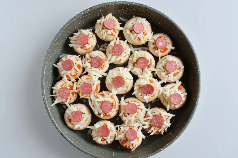 Step 4 - Pizza-Stuffed Mushrooms