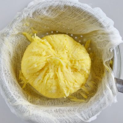 Potato Latkes with Caramelized Onion Sour Cream recipe - step 5