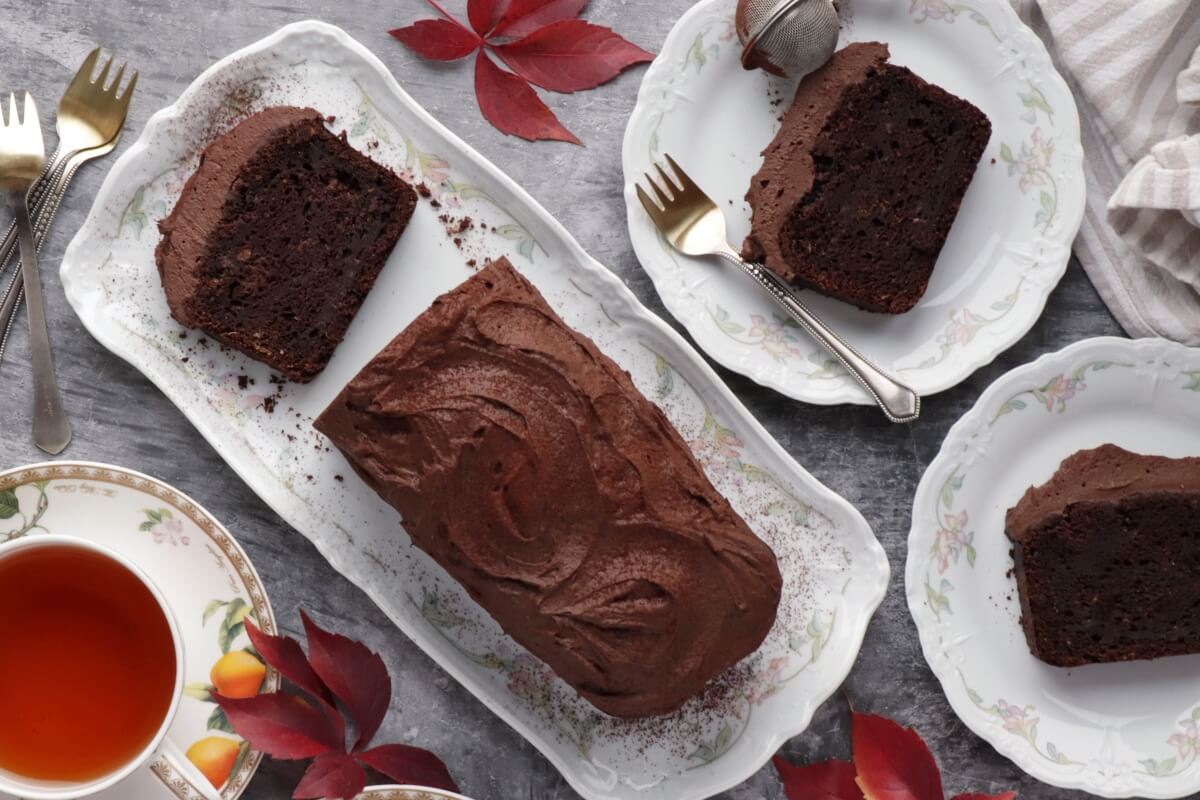 Sweet Potato Chocolate Cake Recipe-Vegan Sweet Potato Chocolate Cake-Dairy Free Chocolate Cake with Chocolate Frosting