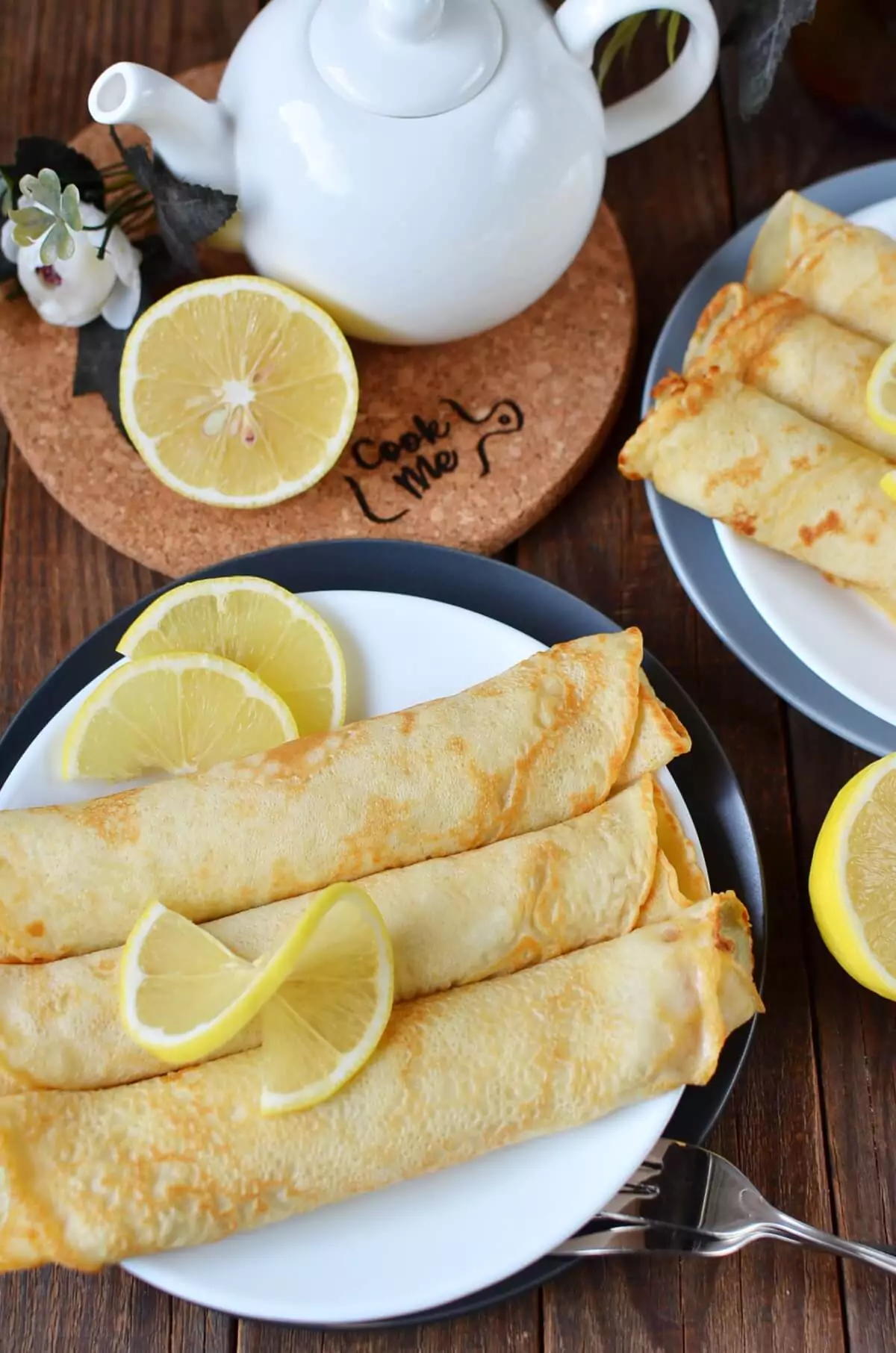 Traditional British Shrove Tuesday Pancakes