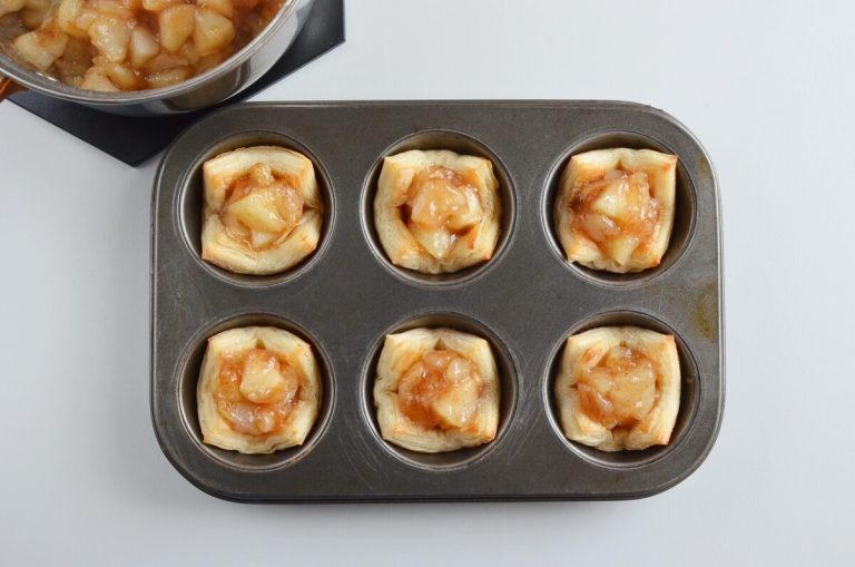Step 8 - Apple Pie Puff Pastry Cups