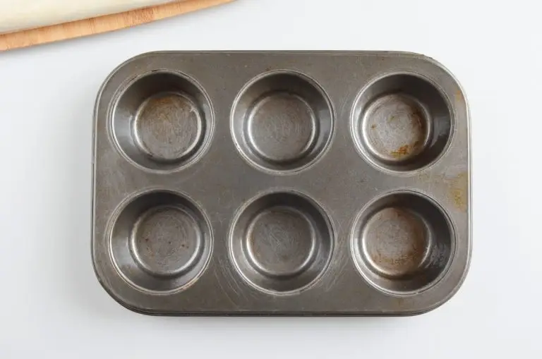 Step 1 - Apple Pie Puff Pastry Cups