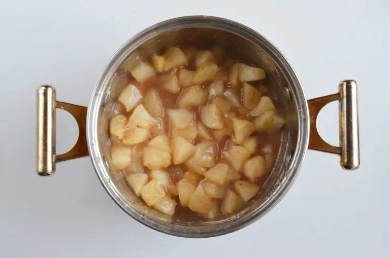 Step 6 - Apple Pie Puff Pastry Cups
