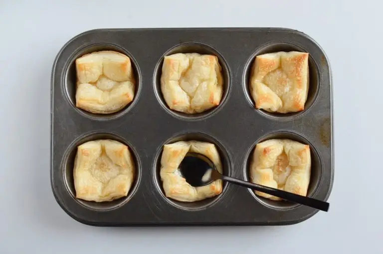 Step 7 - Apple Pie Puff Pastry Cups