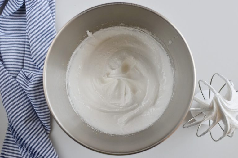 Step 3 - Vegan Aquafaba Pavlova