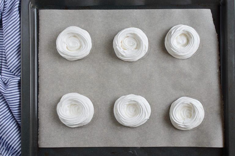 Step 4 - Vegan Aquafaba Pavlova
