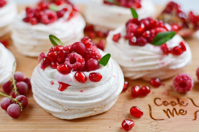 Step 5 - Vegan Aquafaba Pavlova