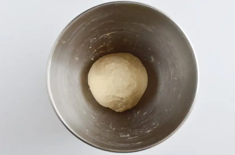 Step 1 - Authentic Schwäbischer Zwiebelkuchen
