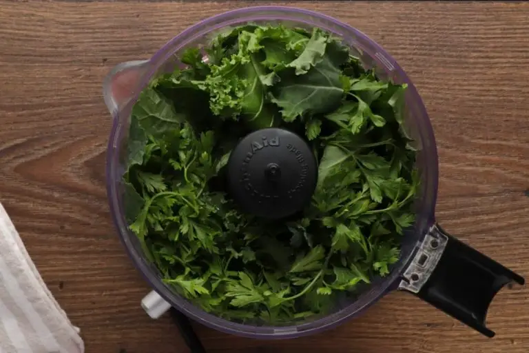 Bucatini with Winter Pesto and Sweet Potatoes recipe - step 3