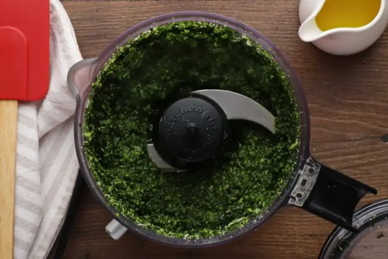 Bucatini with Winter Pesto and Sweet Potatoes recipe - step 5