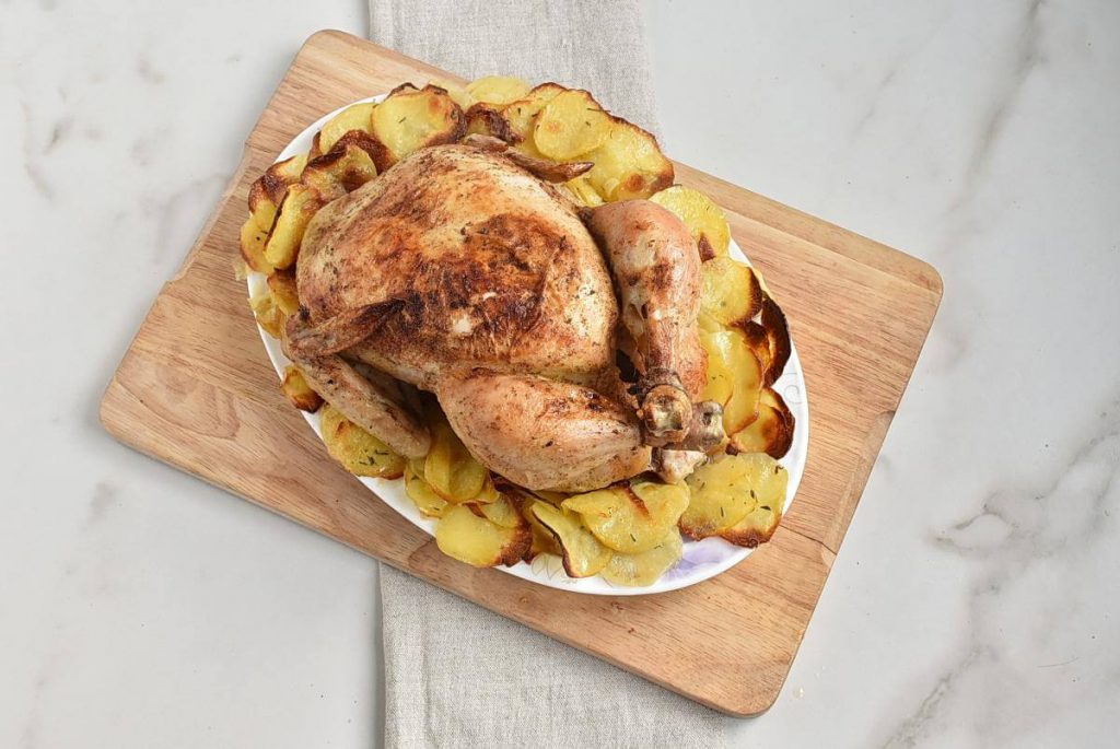 How to serve Cast-Iron Roast Chicken with Crispy Potatoes