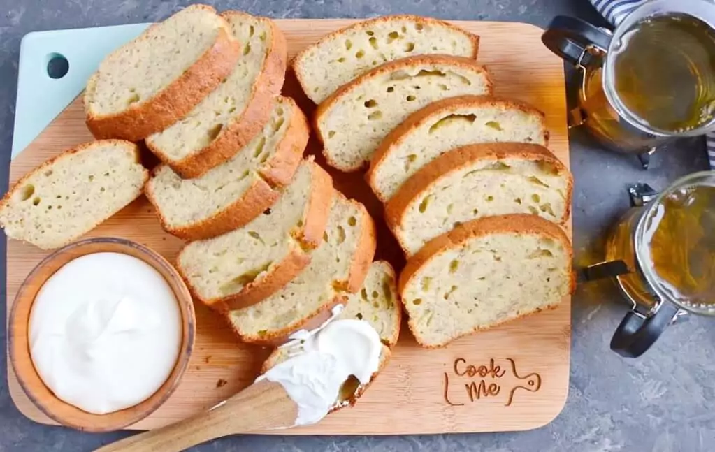 Easy Banana Cake