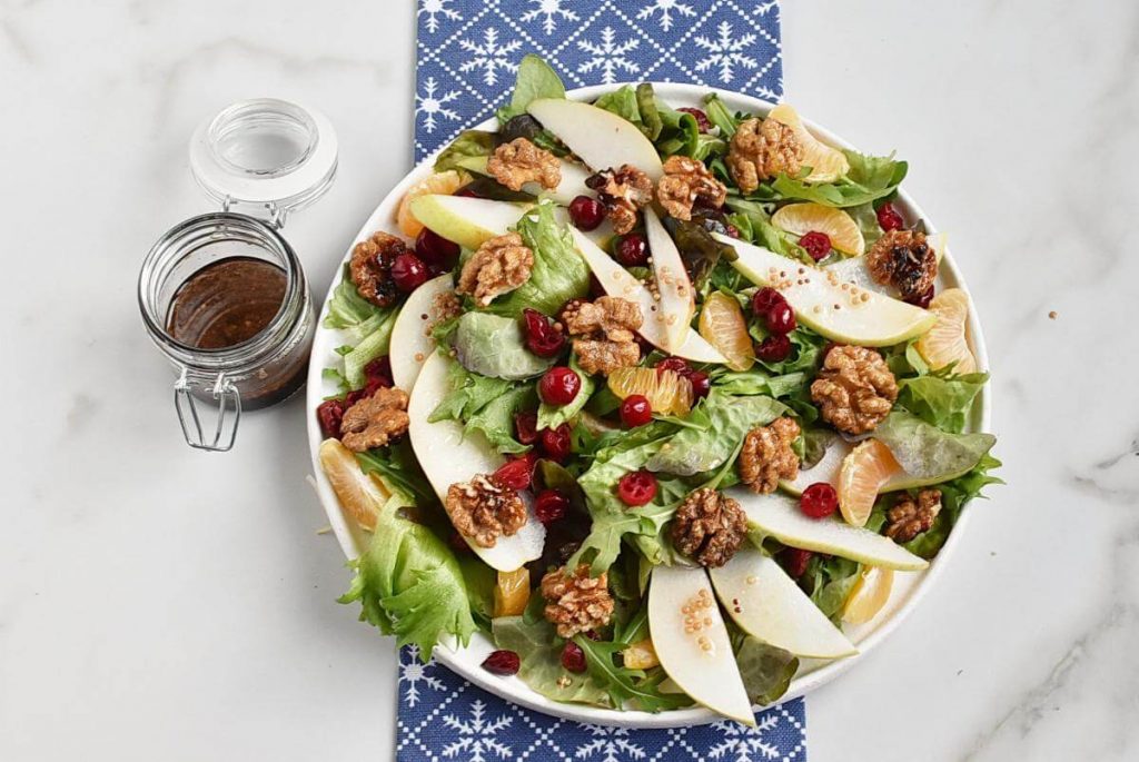 How to serve Easy Christmas Salad with Candied Walnuts