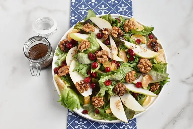 Step 4 - Easy Christmas Salad with Candied Walnuts