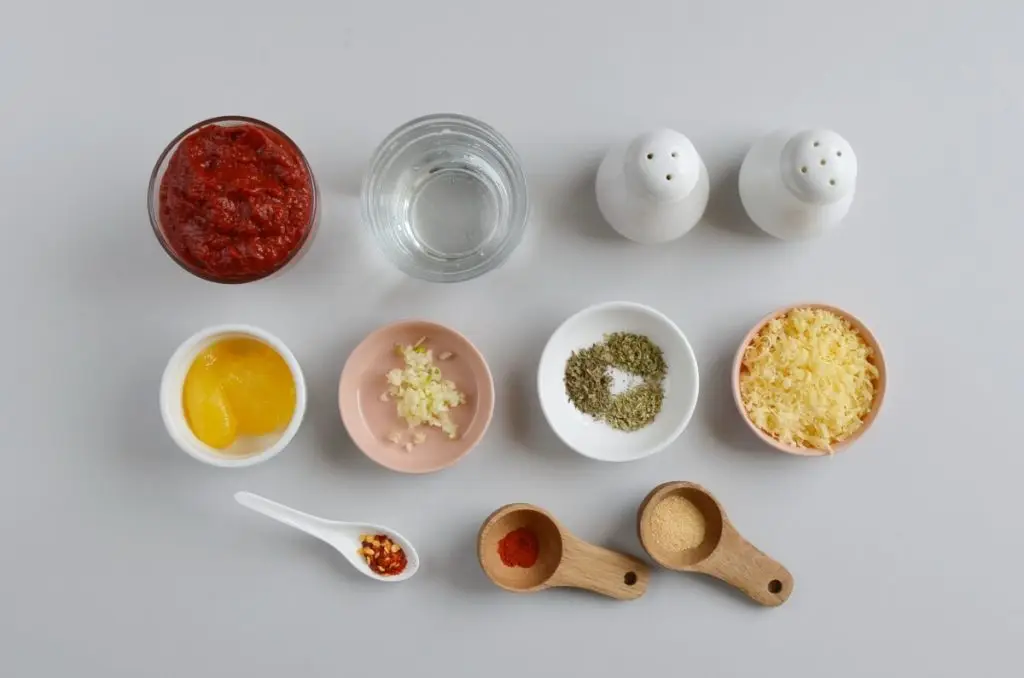 Ingredients for Exquisite Pizza Sauce