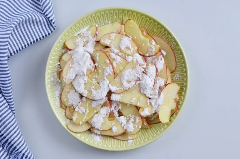 Step 7 - French Apple Roses Mini Tarts