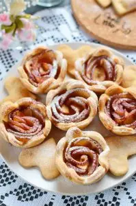 French Apple Roses Mini Tarts