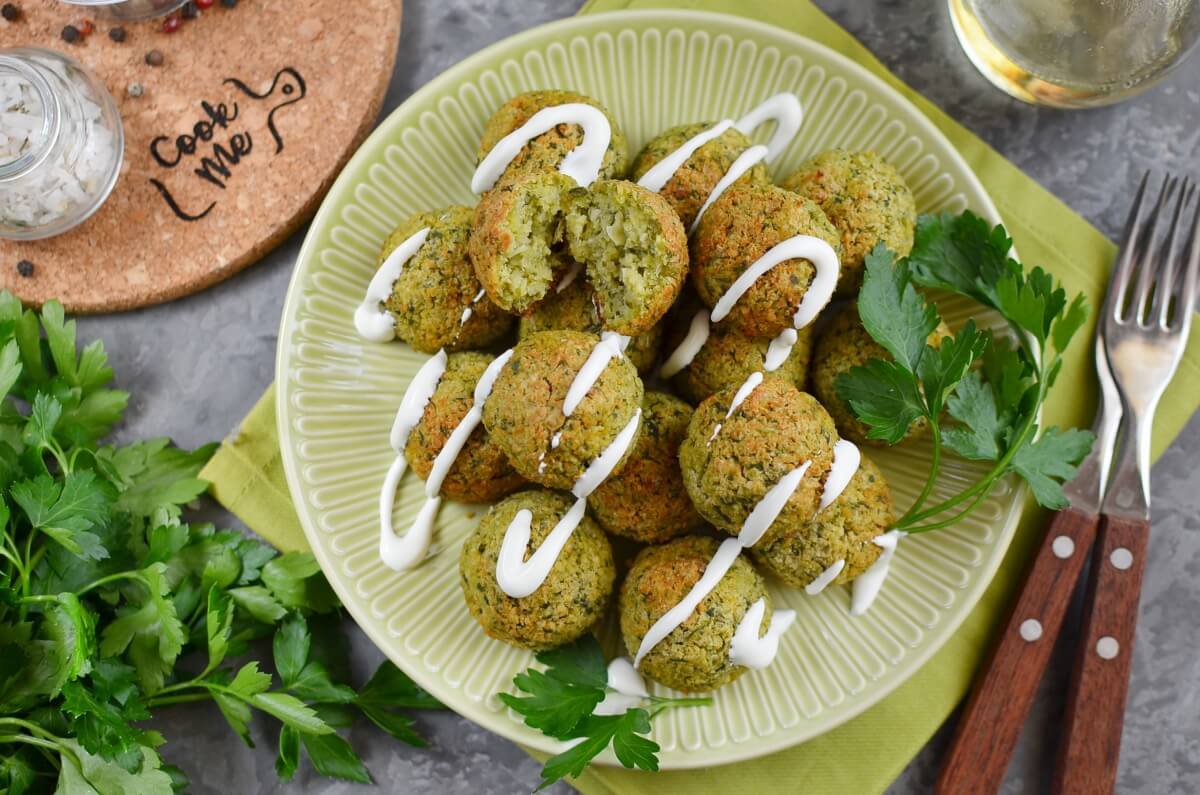 Healthy & Delicious Baked Falafel