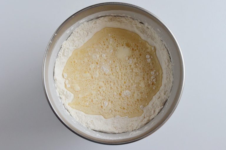 Step 1 - Mozzarella Pesto Naan (no-yeast)