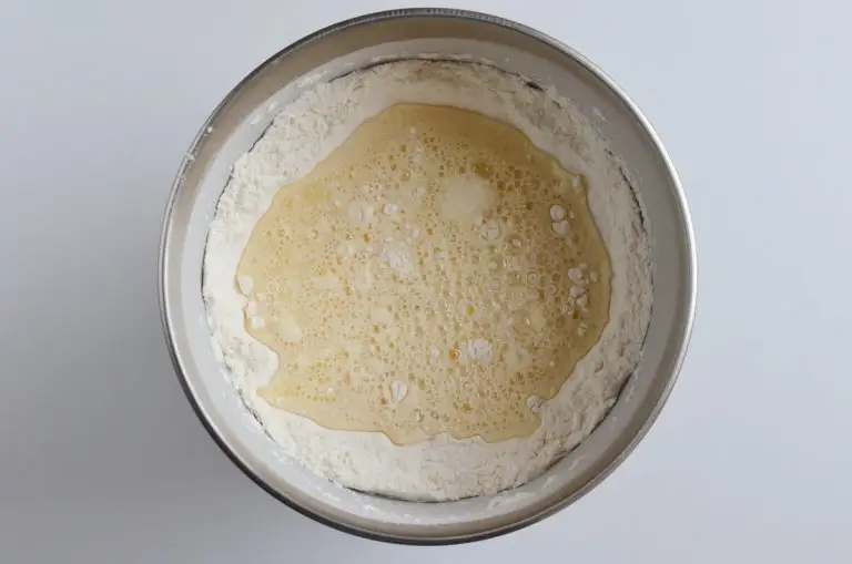 Step 1 - Mozzarella Pesto Naan (no-yeast)