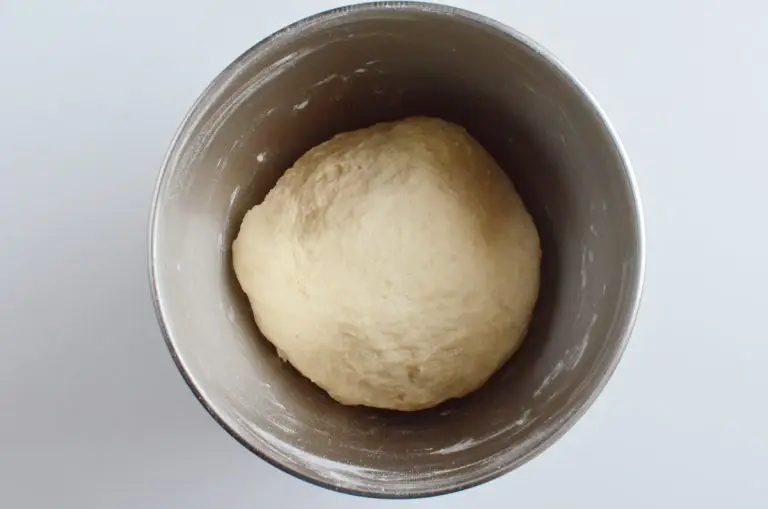 Step 2 - Mozzarella Pesto Naan (no-yeast)