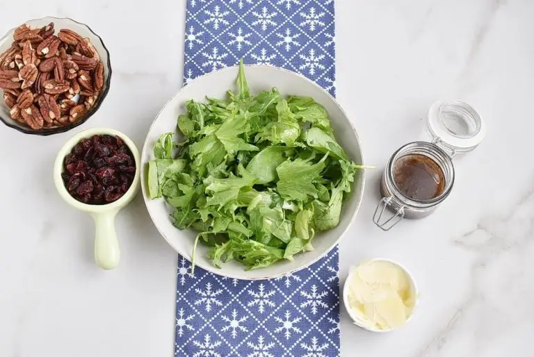 Step 1 - Quick Christmas Salad