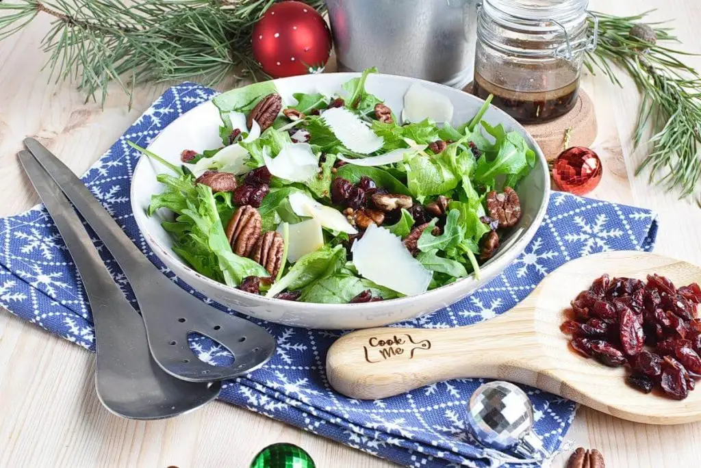 Quick Christmas Salad