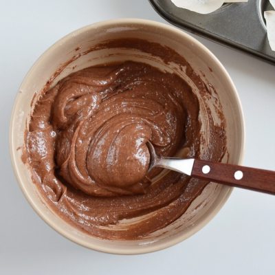 Small Batch Chocolate Cupcakes for Two recipe - step 4