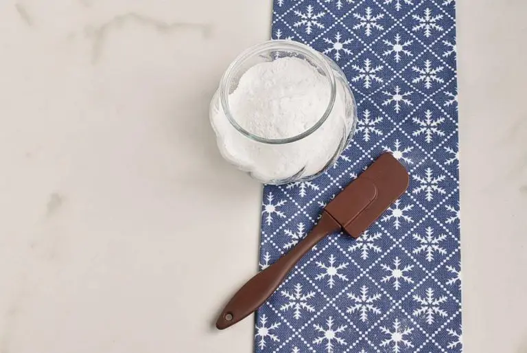 Step 11 - Spiced Christmas Tree Brownies