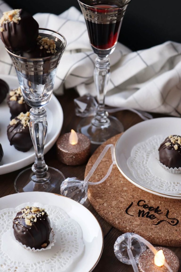 Chocolate Hazelnut Cake Balls