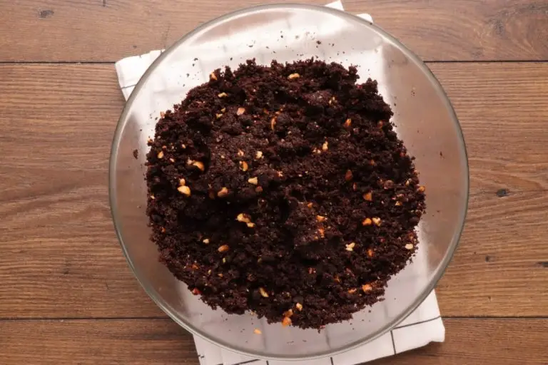 Step 2 - Chocolate Hazelnut Cake Balls