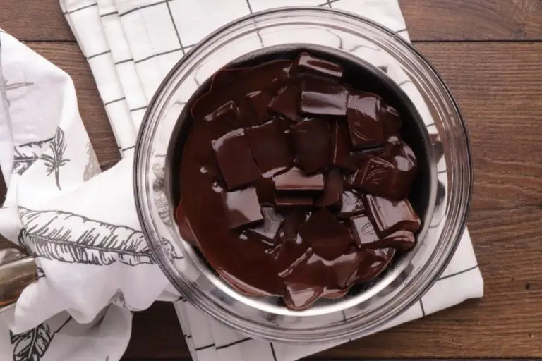 Step 4 - Chocolate Hazelnut Cake Balls