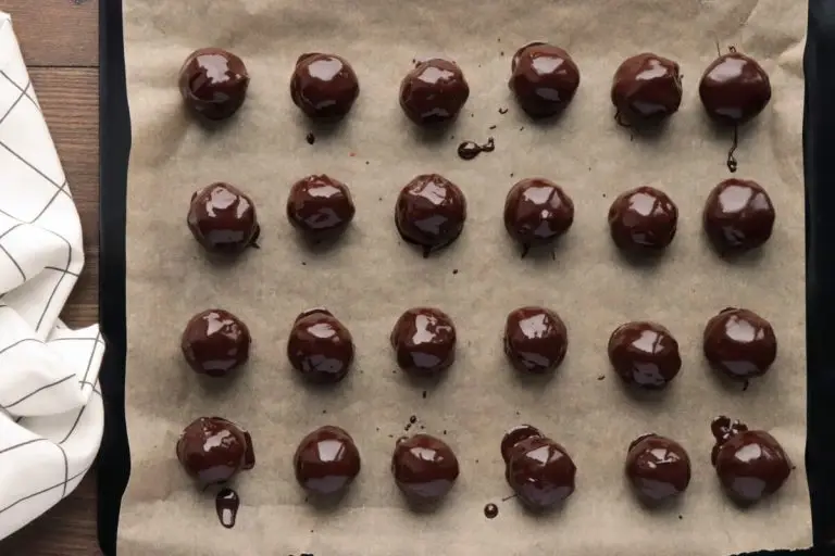 Step 5 - Chocolate Hazelnut Cake Balls
