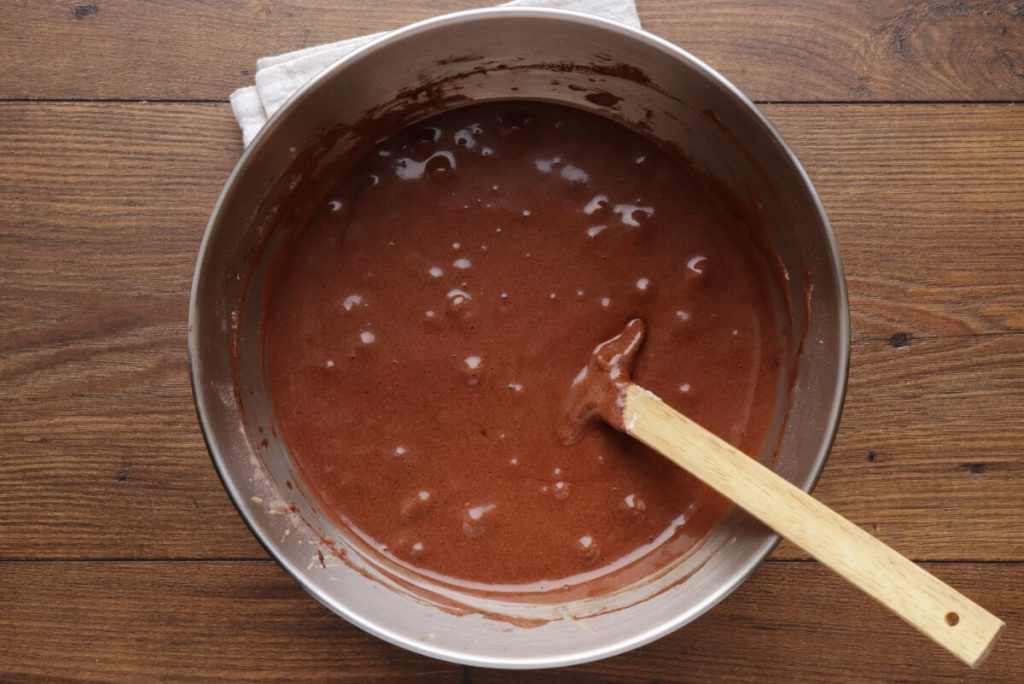 Chocolate Heart Cake recipe - step 10