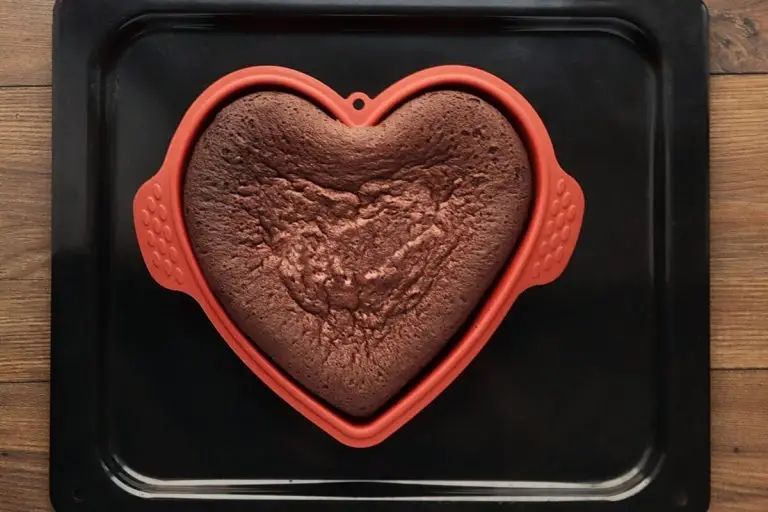 Step 11 - Chocolate Heart Cake