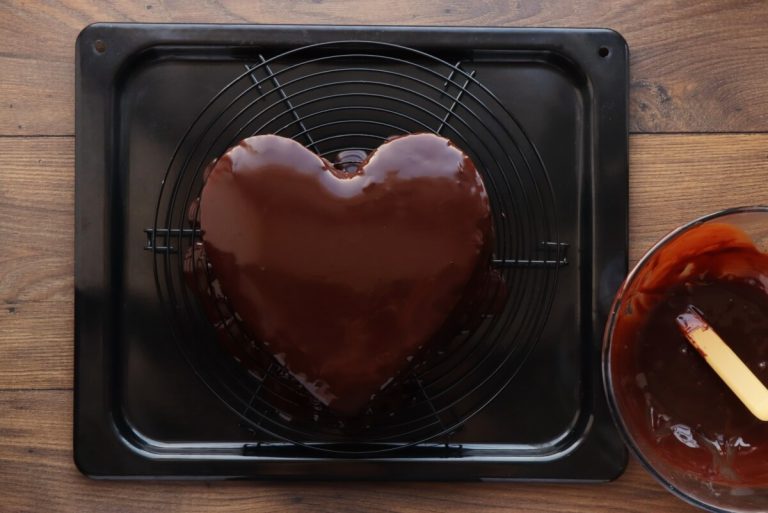 Step 17 - Chocolate Heart Cake