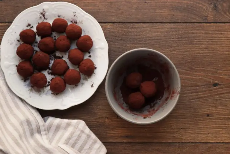 Step 18 - Chocolate Heart Cake