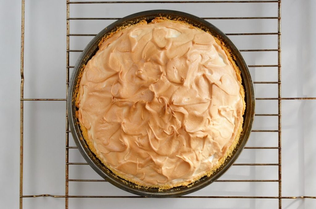 Easy Lemon Meringue Pie recipe - step 13