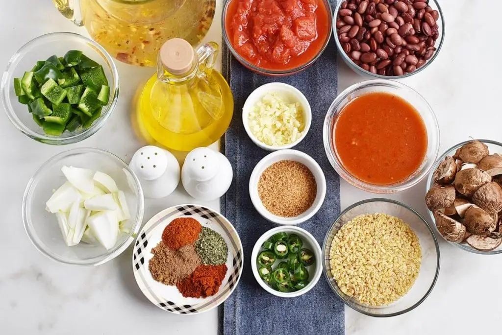 Ingredients for Easy Vegetarian Mushroom Chili