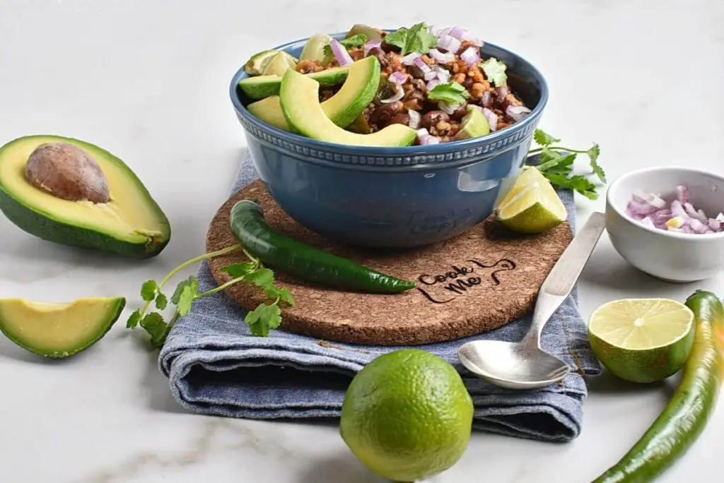Easy Vegetarian Mushroom Chili